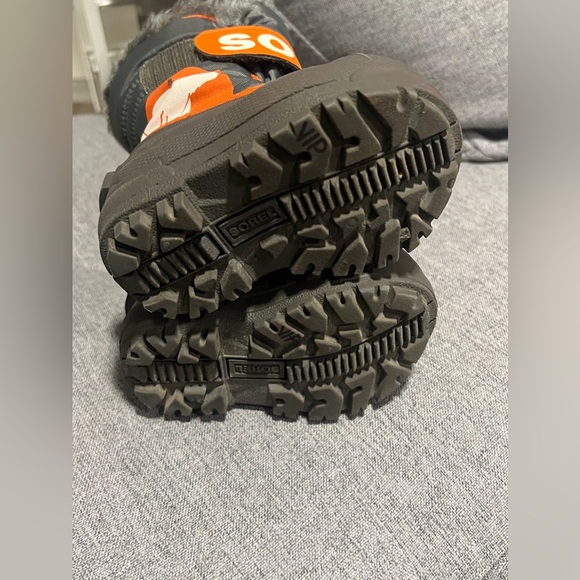 Toddler Sorel Snow Boots - Picture 4 of 5